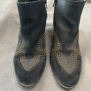 Lucky Brand Black booties with Gold Design